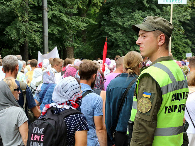 Полиция насчитала примерно 20 тысяч верующих на ходе УПЦ МП
