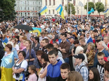 В Харькове около тысячи человек пришли на Вече Евромайдана