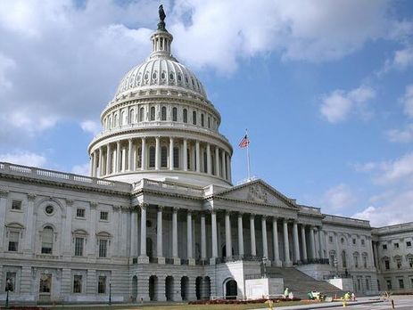 Палата представителей США приняла военный бюджет, в котором предусмотрела $250 млн помощи для Украины