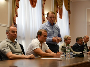 В Донецке прошли консультации с целью прекращения огня с обеих сторон на Донбассе