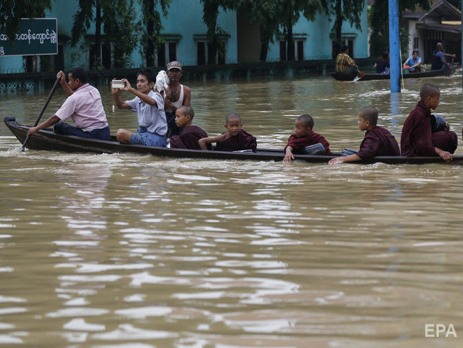 ﻿У М'янмі через дощі евакуювали 50 тис. осіб