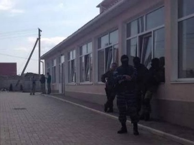 Директор исламской школы в Крыму: Здание медресе обыскивают сотрудники ФСБ
