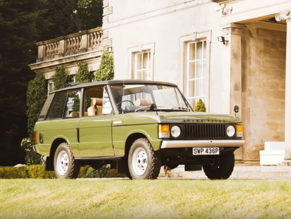 В Великобритании на аукционе продали Range Rover, принадлежавший королевской семье