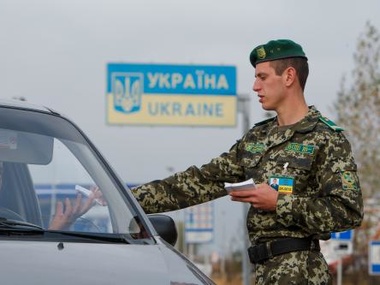 Госпогранслужба: Россия продолжает пропускать через границу потенциальных боевиков