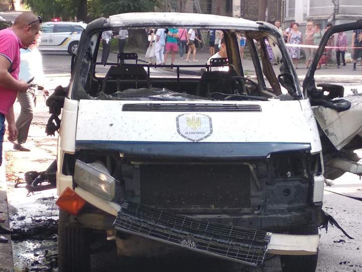 ﻿У Дніпропетровській області вибухнув мікроавтобус батальйону "Дніпро", постраждав депутат місцевої ради