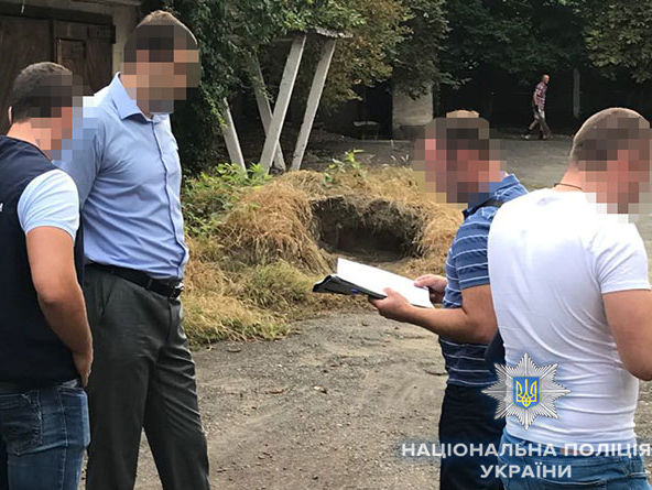﻿Голова райдержадміністрації із Закарпатської області вимагав хабара за дозвіл на постачання планшетів для хворих на ДЦП – МВС