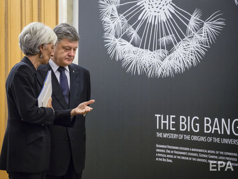 Reuters: Реформи в Україні зупиняють, як тільки показники починають покращуватися