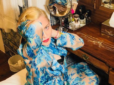 Мадонна показала бэкстейдж-съемку фотосета для Vogue