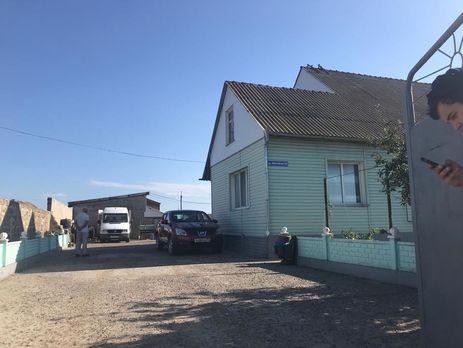 В оккупированном Крыму силовики провели обыск в доме крымскотатарского активиста и увезли его в полицию – правозащитники