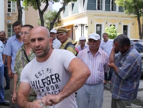 Попытка самосожжения в центре Симферополя: у мужчины ожоги 10% кожи, его состояние стабильное