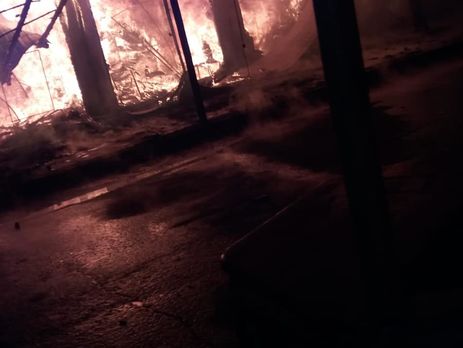 В Коблево горели торговые ряды рядом с базой отдыха – ГСЧС