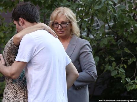 Освобожденный из российской колонии крымчанин Костенко приехал в Киев. Фоторепортаж