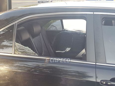 ﻿У Києві невідомі обстріляли автомобіль і викрали з нього 2 млн грн