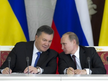 Источник: Янукович принял обязательства присоединиться к Таможенному союзу