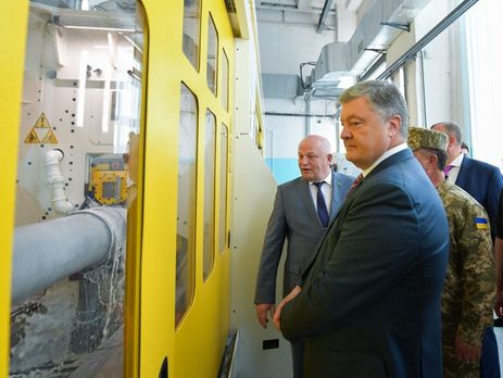 Порошенко: Мы готовы начать серийное производство дефицитных боеприпасов