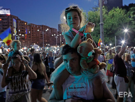 В Румынии после столкновений с полицией более 500 человек обратились за медицинской помощью