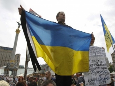 Участники народного Вече в Киеве требуют уволить руководителей силовых ведомств из-за нынешней ситуации на Донбассе