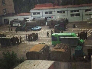 Террористы заняли помещение военной кафедры ДПИ в Донецке
