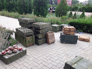 Террористы оставили склад оружия в подвале церкви в Славянске