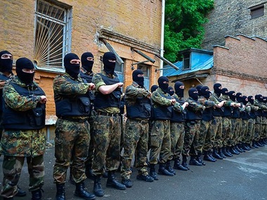Из добровольцев, не вошедших в "Азов", создадут отдельный батальон