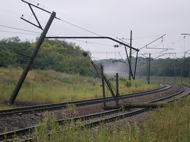 Боевики вновь подорвали пути на Донецкой железной дороге