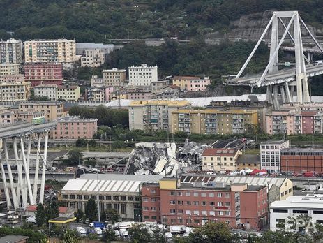 Число жертв обрушения моста в Генуе увеличилось до 35 человек