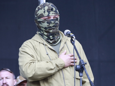 Семенченко: Возле Артемовска террористы днем улыбаются, а ночью достают гранатометы