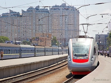 СМИ: Новый поезд украинского производства сняли с эксплуатации из-за трещин в корпусе