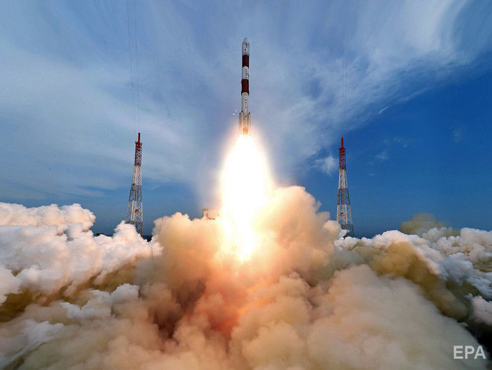 Индия собирается совершить пилотируемый полет в космос до 2022 года