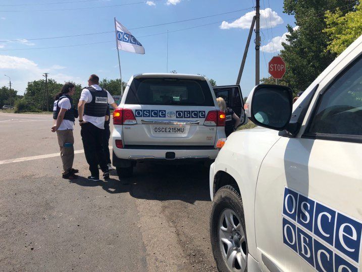 ﻿Патруль місії ОБСЄ потрапив під обстріл на окупованому Донбасі