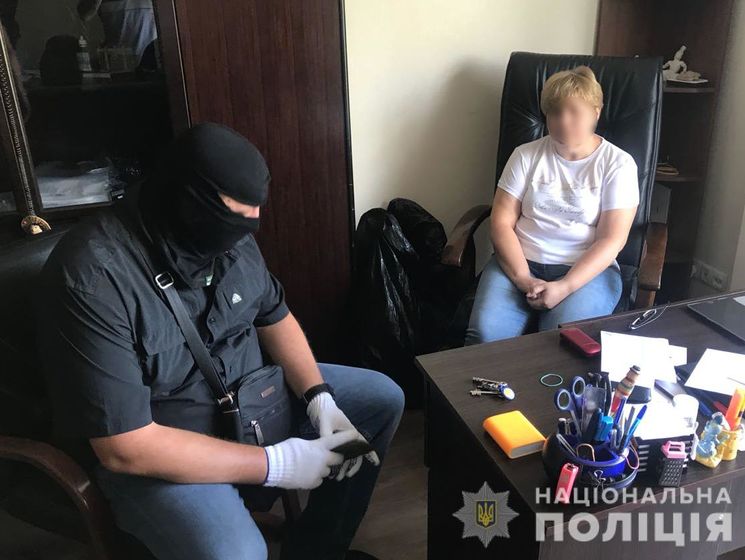 ﻿Українська поліція викрила шахраїв, які за "магічні ритуали" видурювали у клієнтів по $40–60 тис.