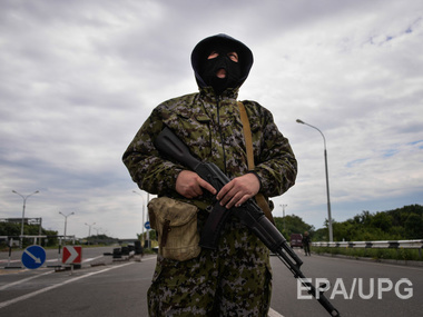 В результате перестрелки между группами террористов в Луганске погибло семеро боевиков
