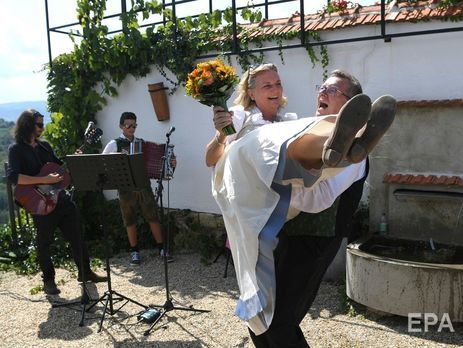 Весілля проходить у комуні Гамліц