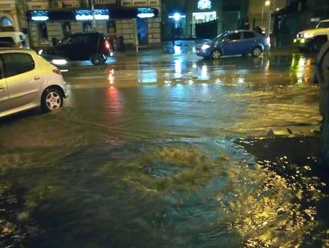 В КГГА заявили, что в Киеве нет заблокированных маршрутов транспорта из-за ливня