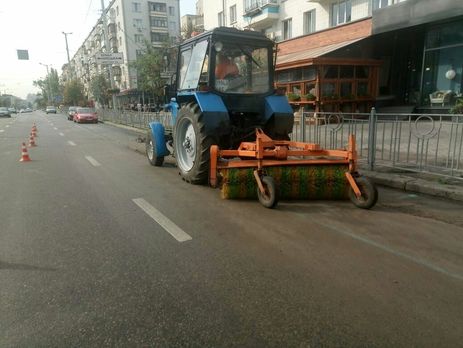 Подтопленный Киев расчищают после грозы и дождя. Фоторепортаж