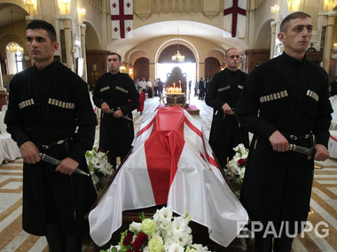 В Грузии похоронили Эдуарда Шеварднадзе. Фоторепортаж