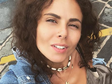 Каменских продемонстрировала ноги в ультрамини