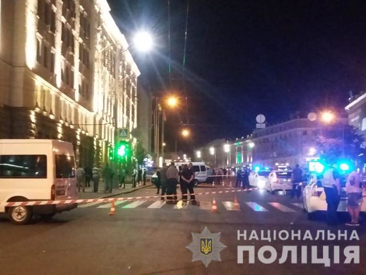 ﻿Антон Геращенко заявив, що поліція розглядає три версії причин стрілянини біля мерії Харкова