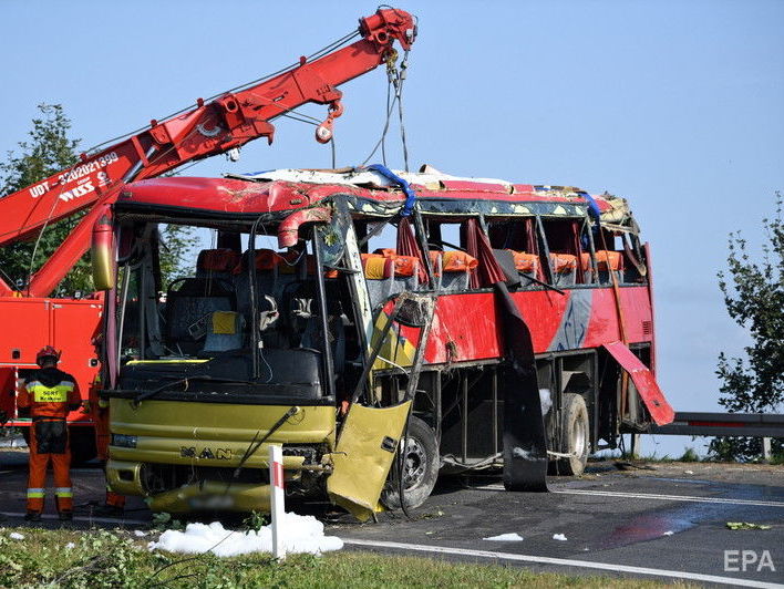 ﻿Суд заарештував водія автобуса, який потрапив у ДТП у Польщі