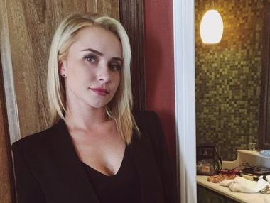 Панеттьери отпраздновала день рождения в компании молодого актера