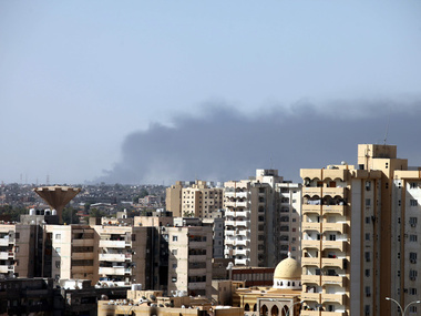 Ливия: Повстанцы уничтожили 90% техники в аэропорту Триполи