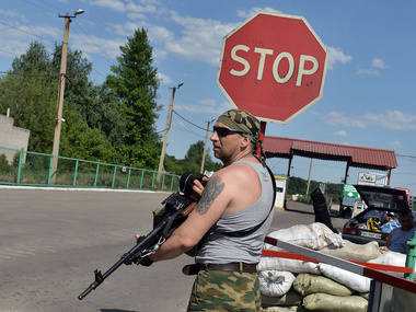 СНБО: Россия подтягивает к границе с Украиной системы "Град" и танки