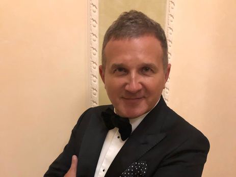 Горбунов показал лицо сына на обложке Viva!