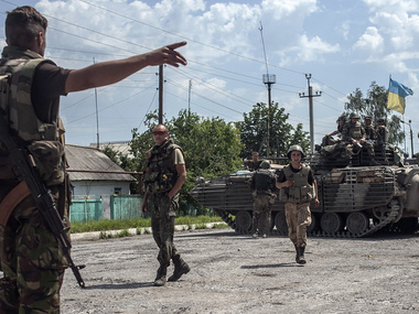 СНБО: В районе Амвросиевки, Мариновки и Изварино идут ожесточенные бои