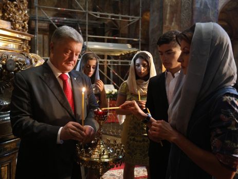 ﻿У Московському патріархаті назвали заяву Порошенка про намір розірвати залежність від російської церкви спробою зберегти владу 