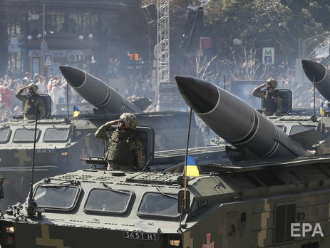На параде в Киеве показали Javelin, 