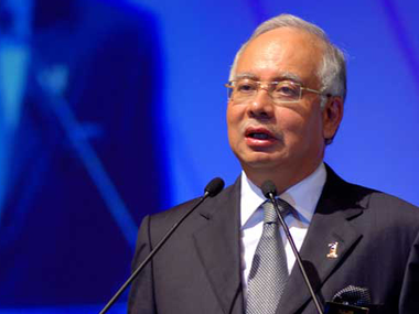 Премьер-министр Малайзии потребовал немедленного расследования катастрофы Boeing 777 в Донецкой области