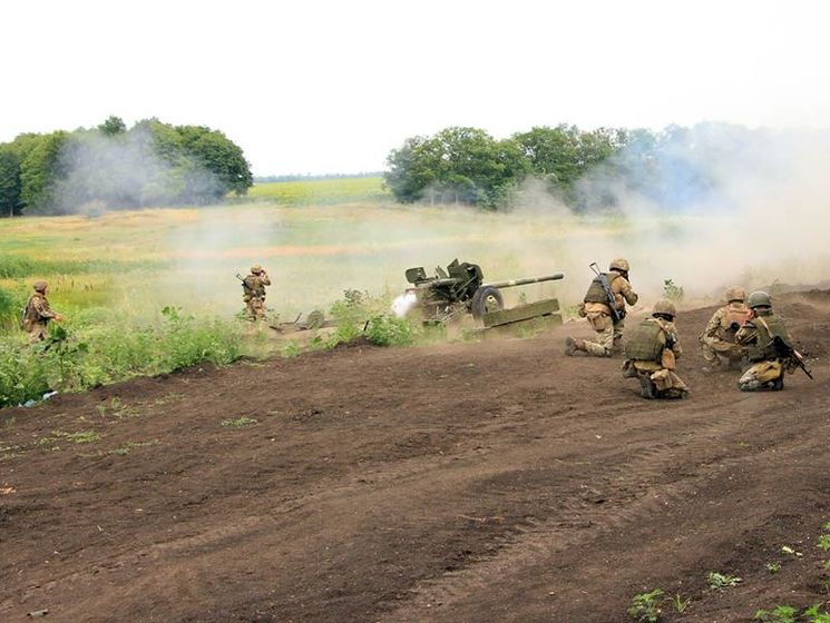 ﻿За добу бойовики 39 разів обстріляли позиції українських військових, один боєць загинув, четверо дістали поранення