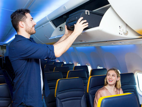 Із 1 листопада Ryanair обмежує перевезення ручної поклажі