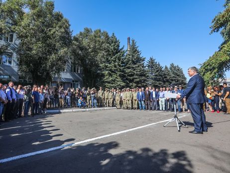 Порошенко: Мы уже несколько раз обсуждали с лидерами ЕС программу патроната над городами и поселками Донбасса